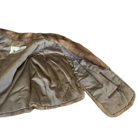 Vintage Mr. Leonard The New York Fur Shop of South Bend Brown Mink Cape Shawl - Picture 8 of 12